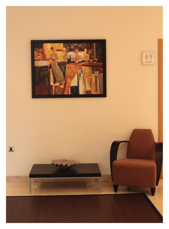 קרבונראס Hotel El Trebol מראה חיצוני תמונה