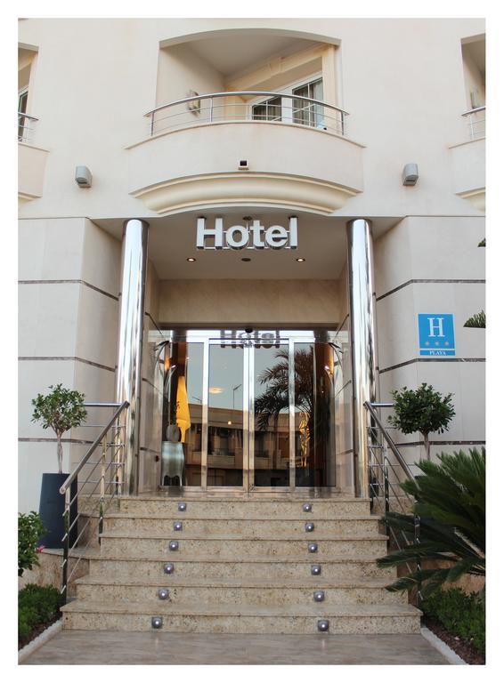 קרבונראס Hotel El Trebol מראה חיצוני תמונה